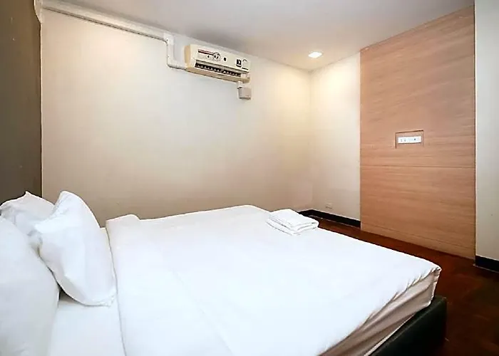Hotel Go Silom - Bts Surasak Station
